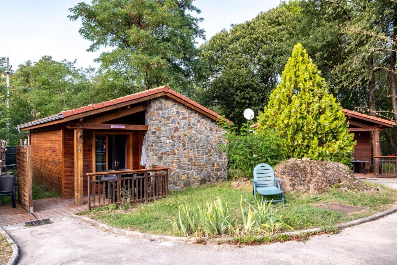 Le Hameau Du Comte De Foix - 11 Chalets En Ariege Mercus-Garrabet Ngoại thất bức ảnh